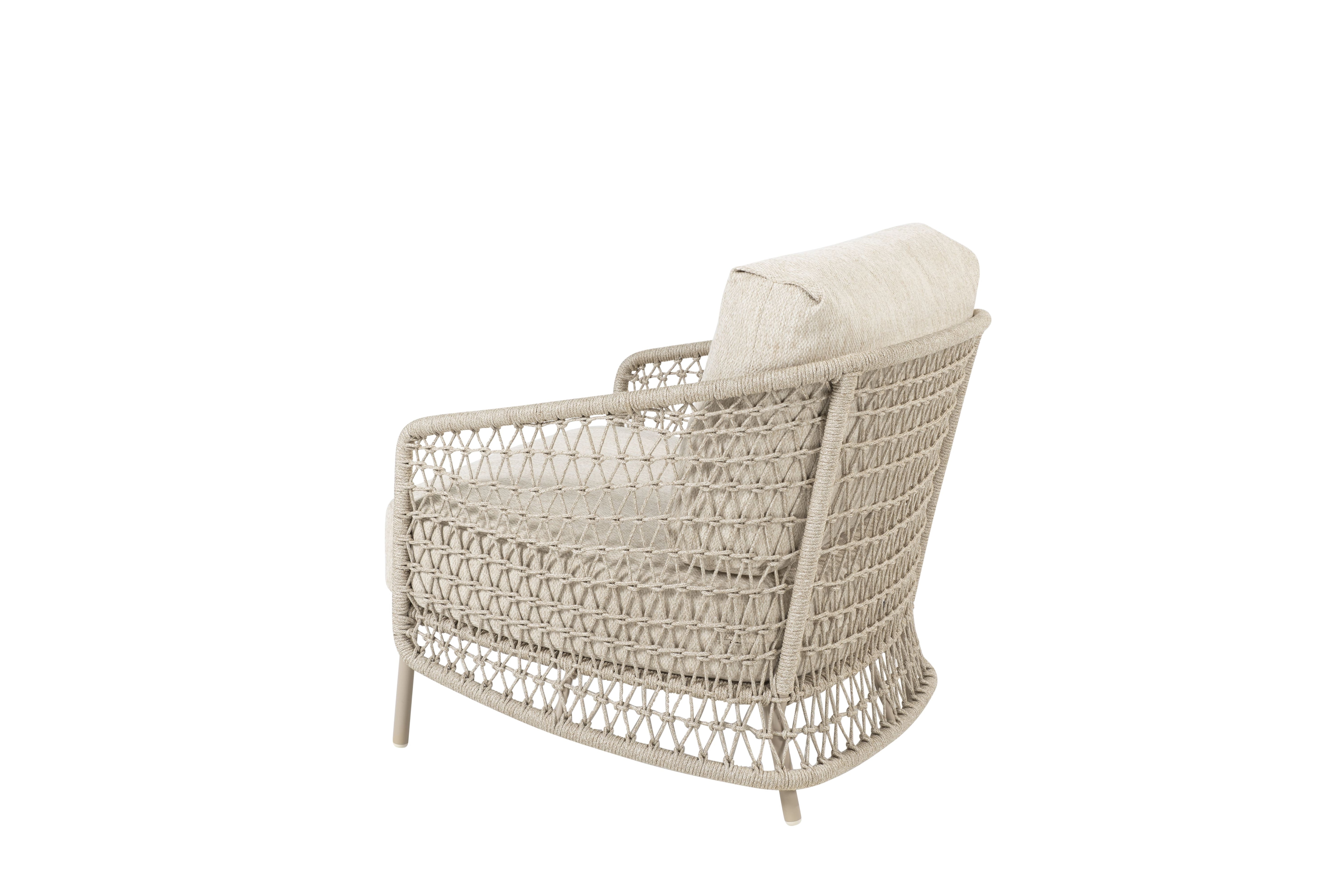 4 Seasons Outdoor Lounge Chair Puccini latte