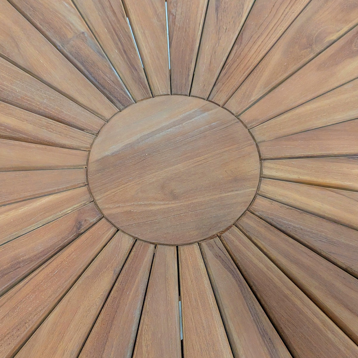 Jojo Living Klapptisch Lombok Teak Ø80cm
